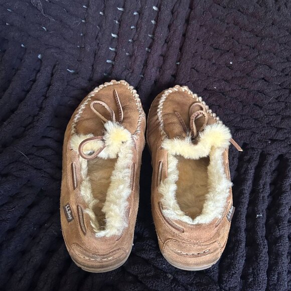 L.L. Bean Faux Fur Lined Men's/Unisex M9/W11 Moccasin Slippers - Picture 4 of 6